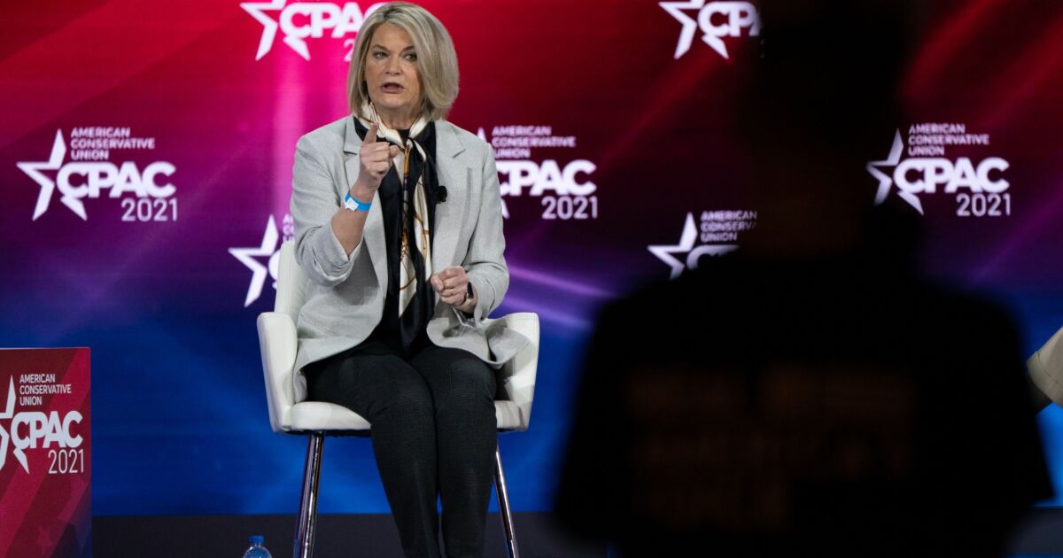 Bipartisan crypto plan would create oversight body for fintech 1 Bipartisan crypto plan would create oversight body for fintech