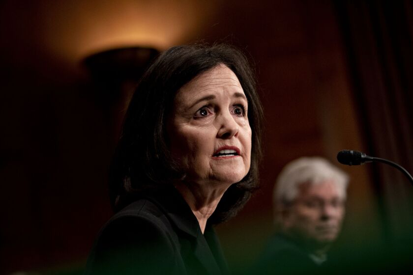 委员会的一些高级共和党人提出了对Judy Shelton的提名的担忧,因为她有关存款保险的需要以及美联储是否应独立于外部影响力。