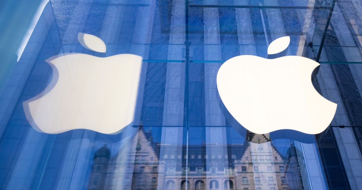 Across four continents, Apple's control of payments is under attack 1 Across four continents, Apple's control of payments is under attack