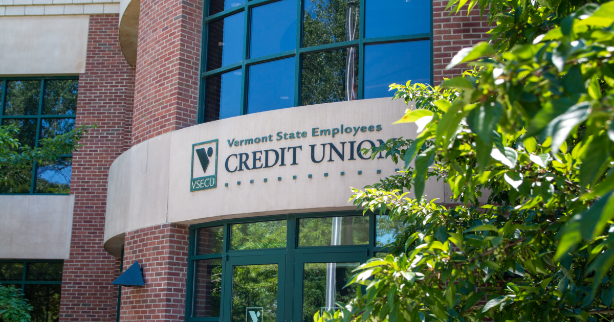 Ex-CEO of Vermont credit union leads opposition to merger 1 Ex-CEO of Vermont credit union leads opposition to merger