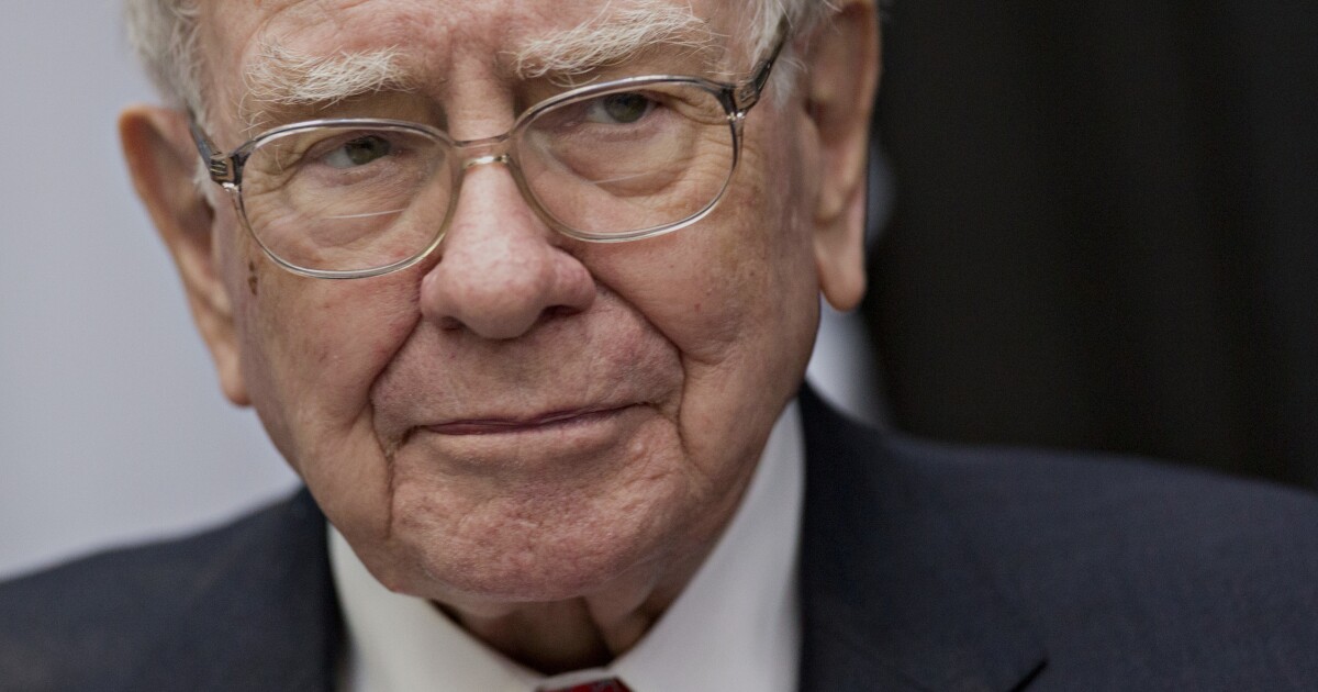 Berkshire exits Synchrony bet, adds stake in broker Aon 1 Berkshire exits Synchrony bet, adds stake in broker Aon