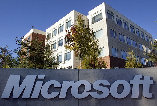 Microsoft maneuvers to a prime role with banks in OpenAI upheaval