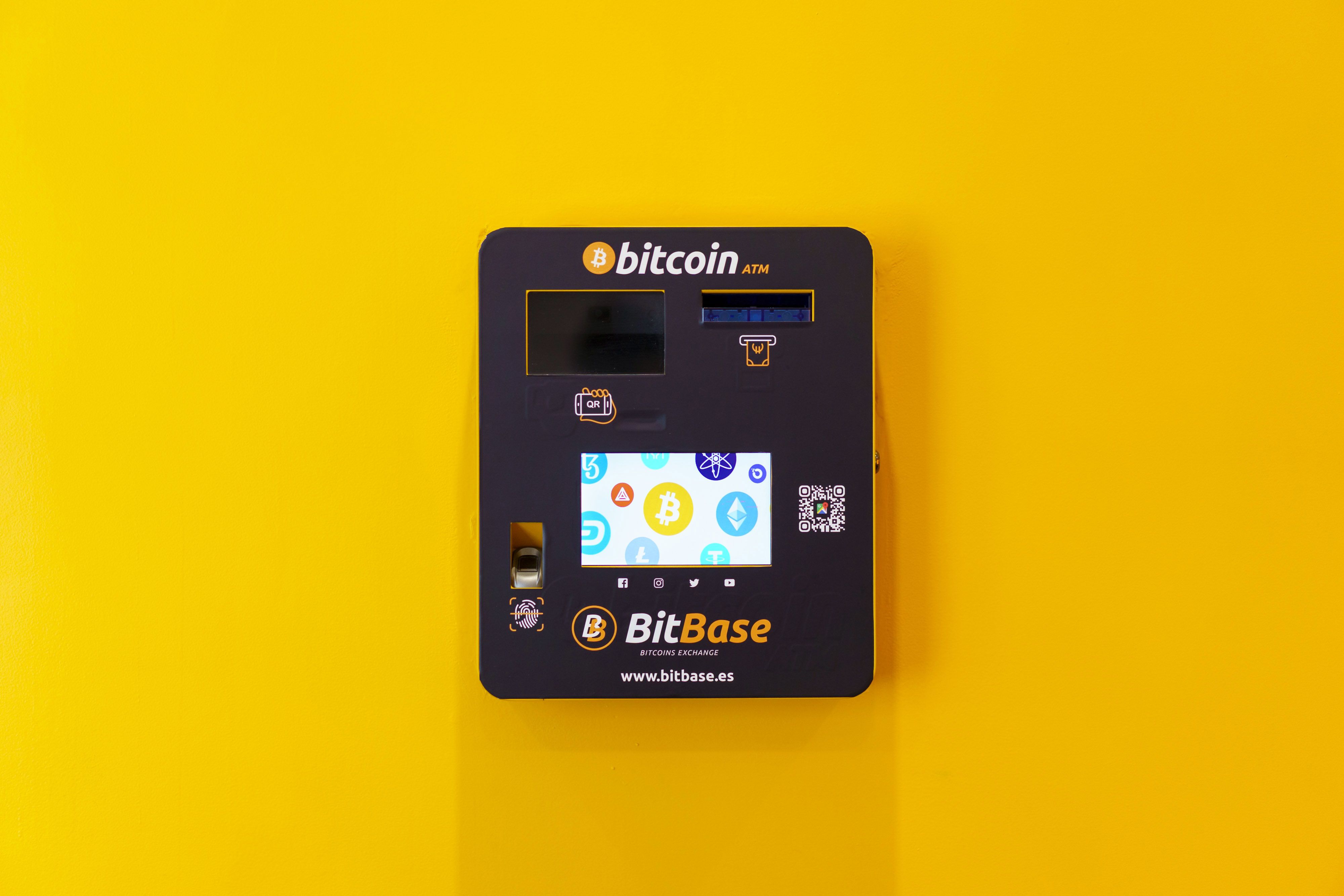 Altisource Asset Management reinvents itself, restarts NYSE trading |  National Mortgage News