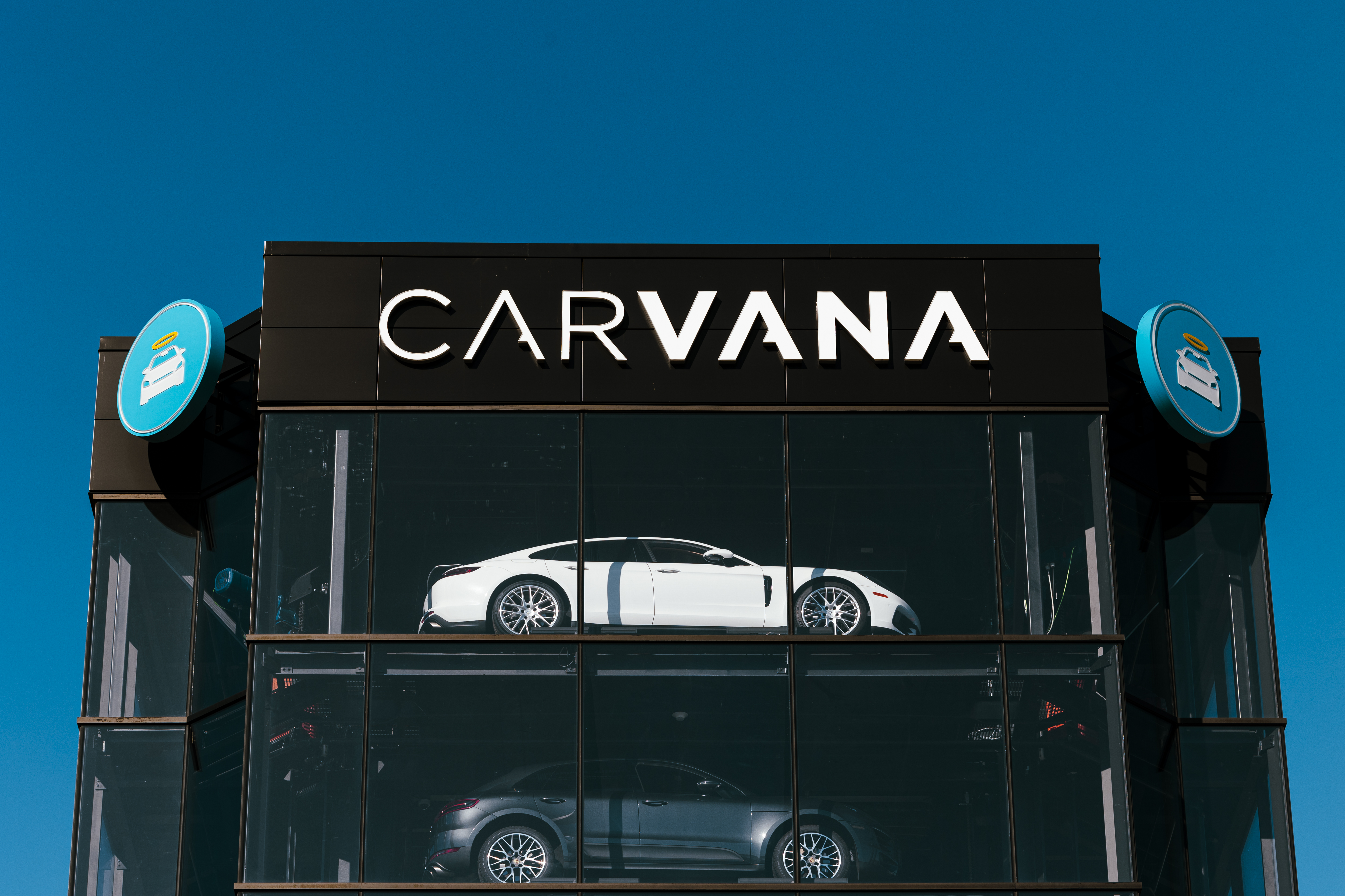 Carvana bets on payment tech to speed up car sales | PaymentsSource |  American Banker