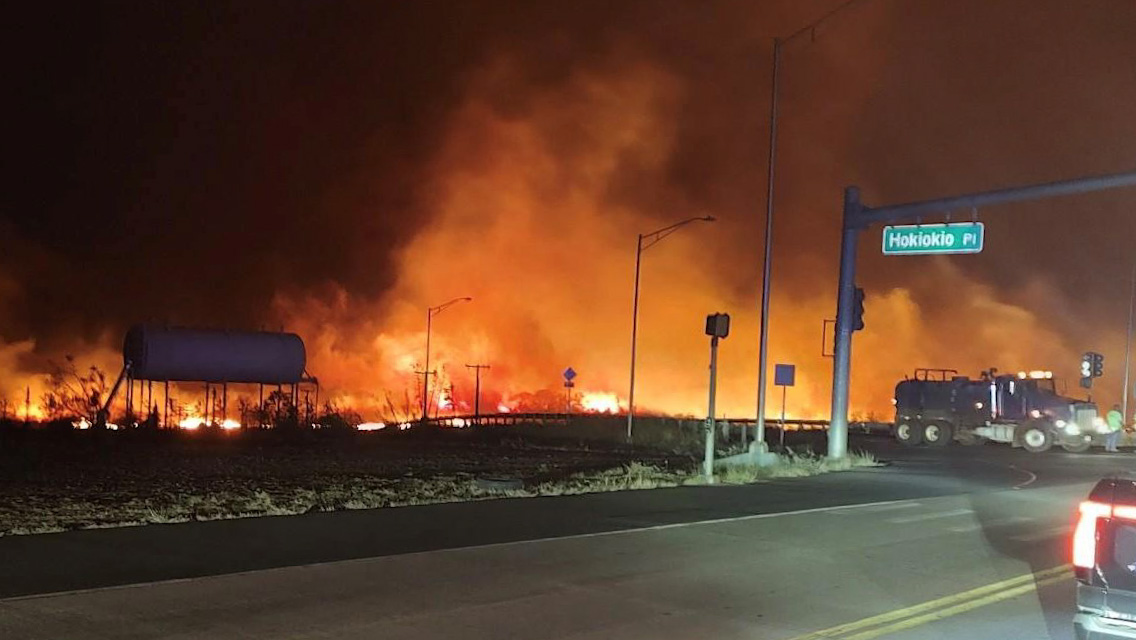 How credit unions and banks are responding to wildfires in Hawaii