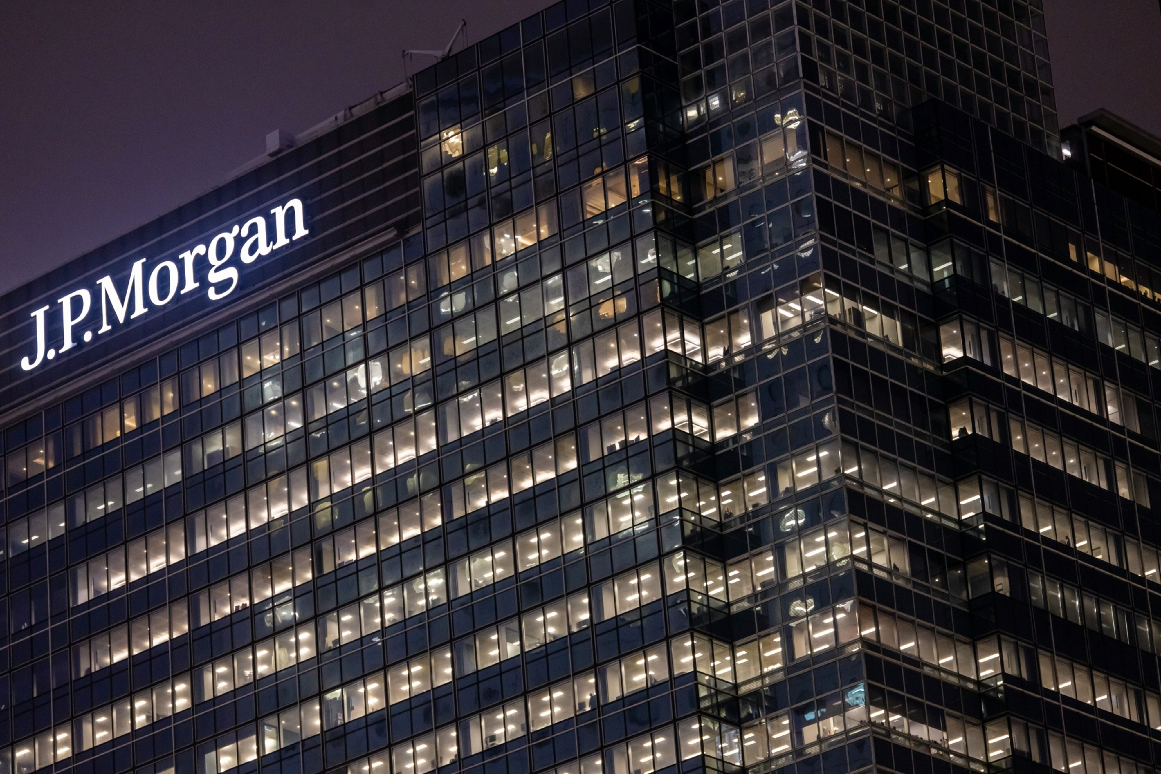 JPMorgan Chase got a boost in Q1 from a rebound in investment banking