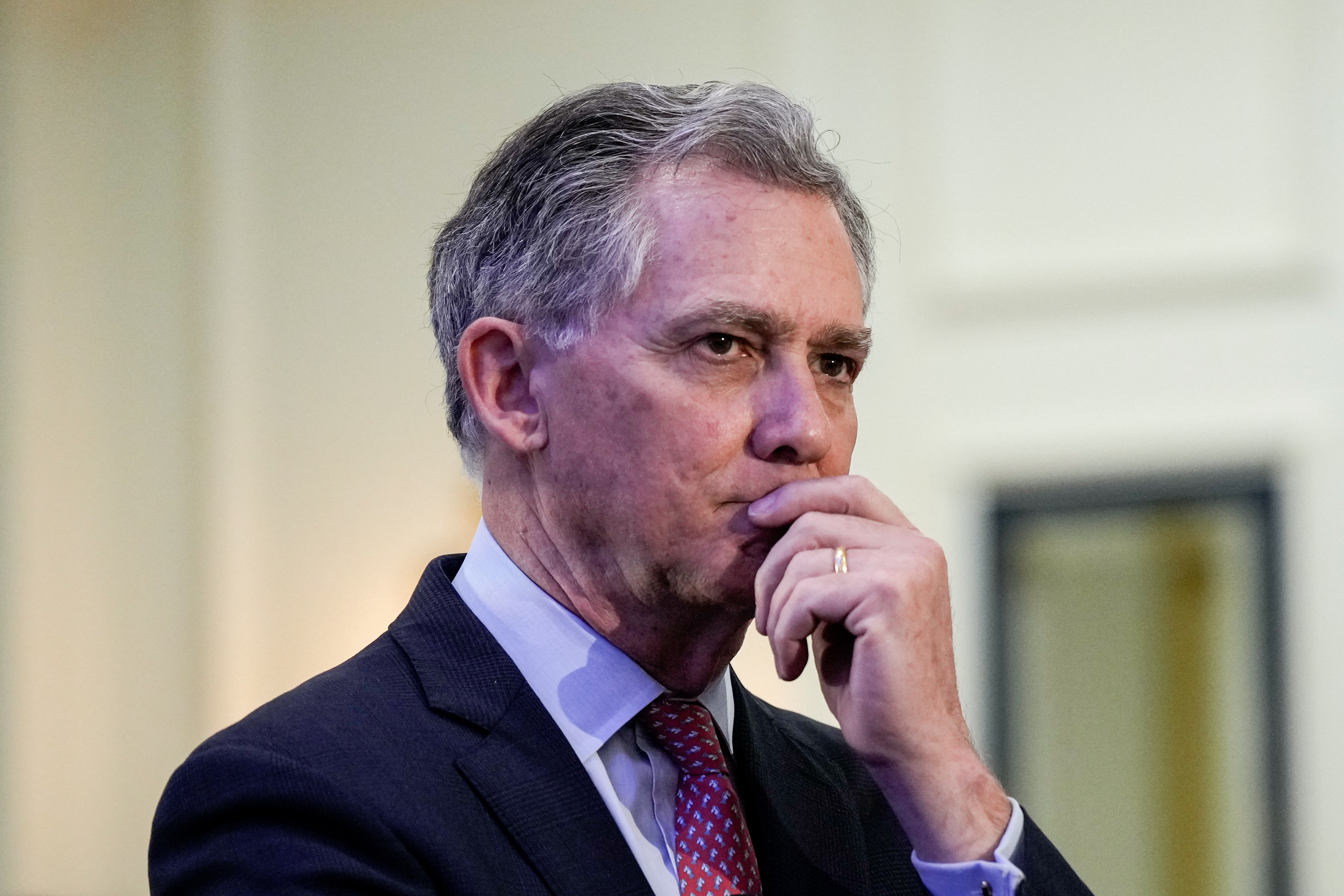 Rep. Hill rolls out community bank deregulation package