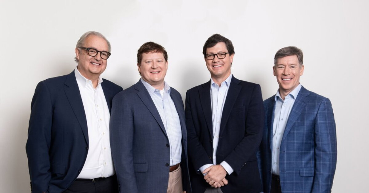 How 2 CEOs hung on to help — not haunt — an RIA’s succession plan How 2 CEOs hung on to help — not haunt — an RIA’s succession plan