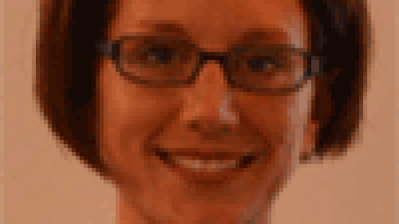 kristen-scott-wells-100.gif