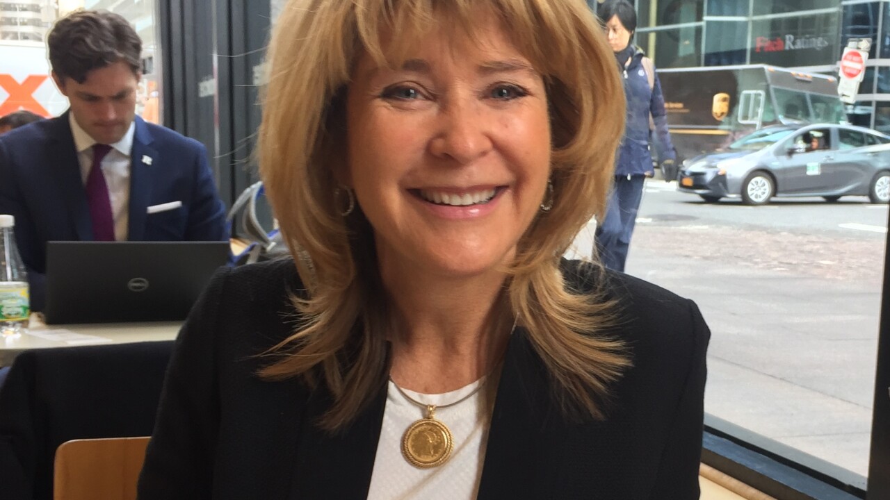 Kathy Freeman in NYC cropped 0418.jpg