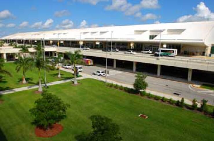 sw-fla-international-apt-terminal-credit-lee-county-port-authority.jpg