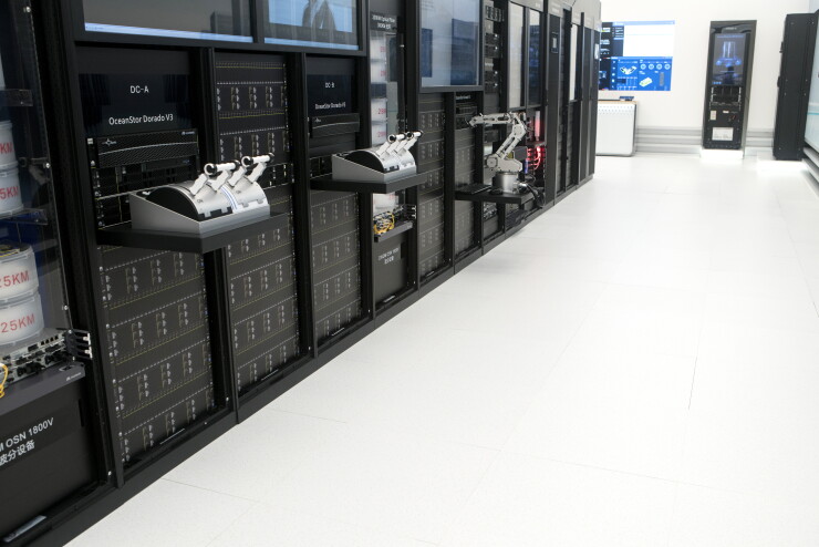 di-server-stock-082418.jpg