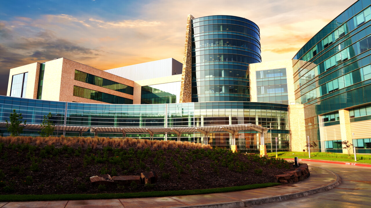 Main entrance to Norman Regional Hospital in Norman, Oklahoma