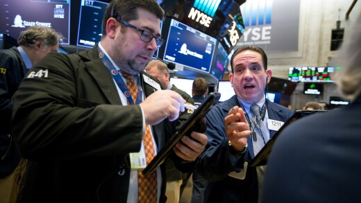 trading floor 100.jpg