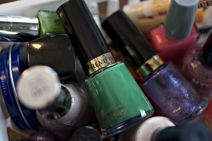 Revlon Inc. Products Ahead Of Earnings Figures