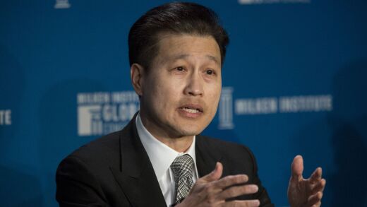 NG-DOMINIC-EAST-WEST-BANCORP-BLOOMBERG-2018