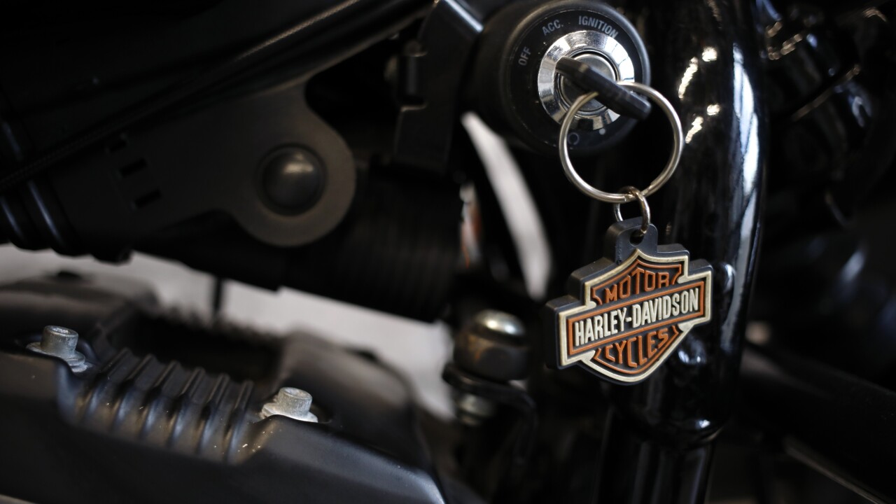 Harley-Davidson keychain connected to the key in the motorcycle