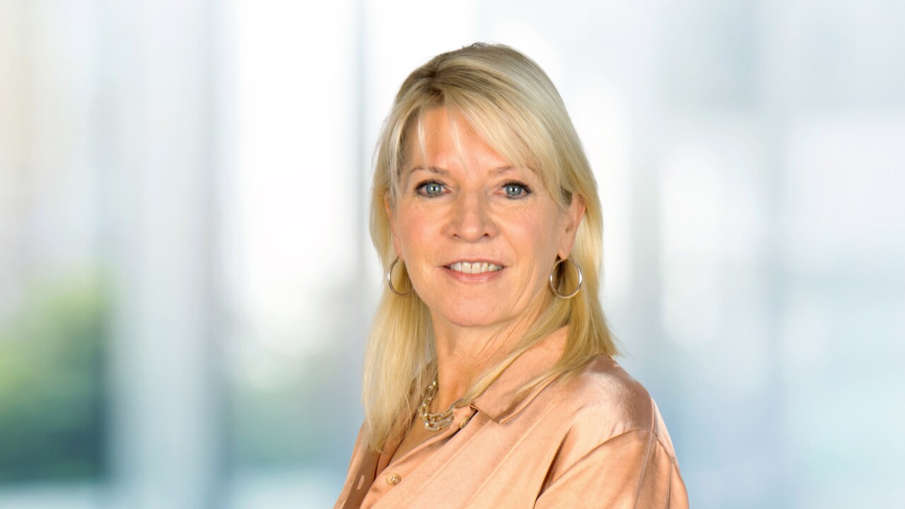 Chicago-based veteran banker Elizabeth Coolidge has joined Oppenheimer as head of public finance.