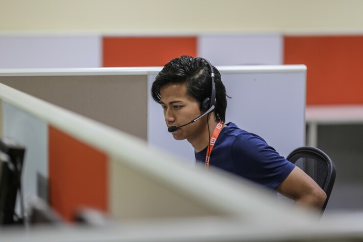 Di-callcenter_04192017