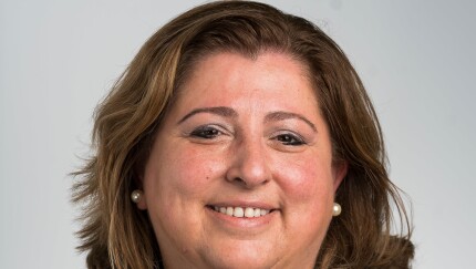 wibwatch21-gonca-latif-schmitt-cardshowcrop