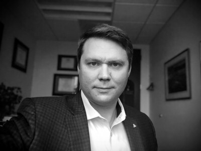 Chris B. Kennedy