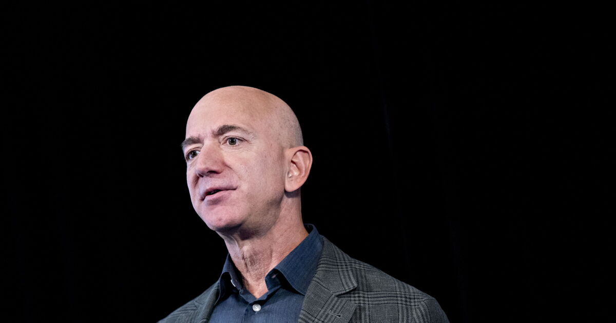 Jeff Bezos reaps Florida tax benefit with B Amazon share sale Jeff Bezos reaps Florida tax benefit with B Amazon share sale