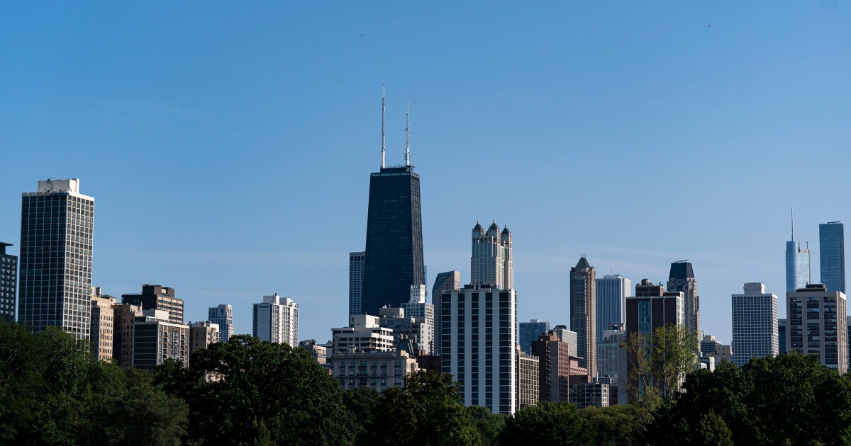 Chicago's refinancing steers clear of scoop-and-toss Chicago's refinancing steers clear of scoop-and-toss