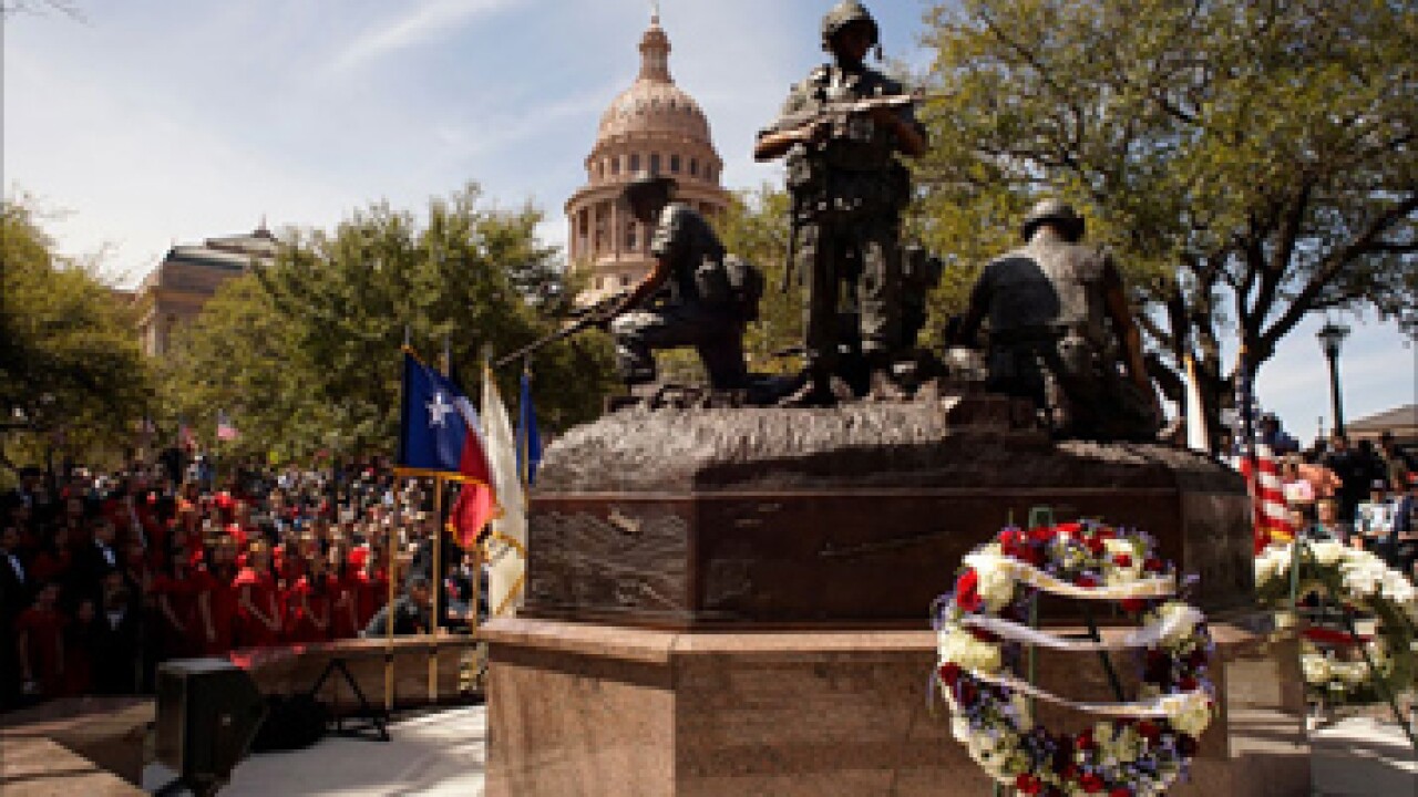 texas-vietnam-vets-monument-357.jpg