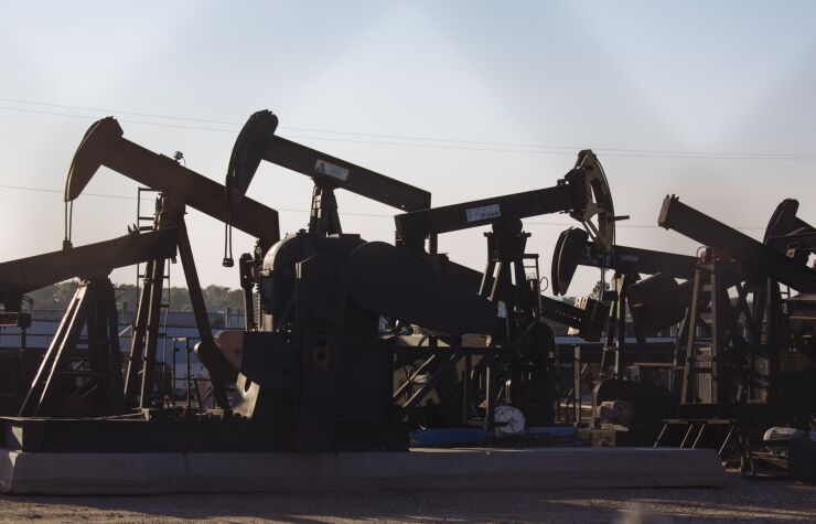 oil-pump-jacks-oklahoma-bl-20200925