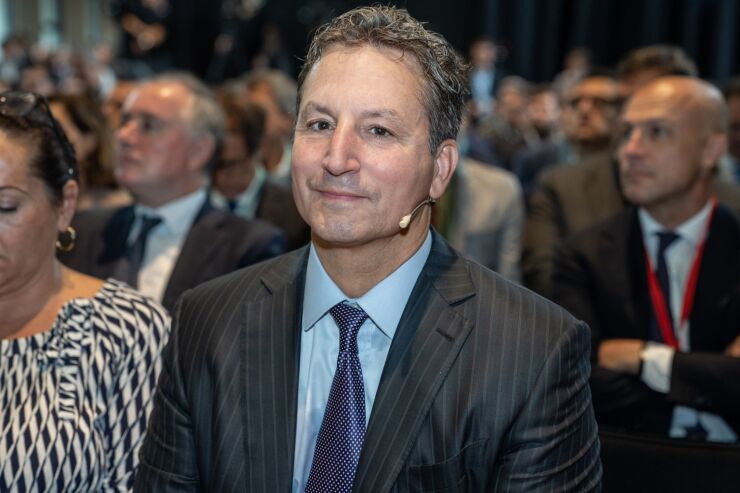 Harris Associates investment chief David Herro has given money to conservative U.S. think tanks that support President Trump’s efforts to roll back climate regulations, according to 2018 federal and state tax filings from Herro’s family foundation.