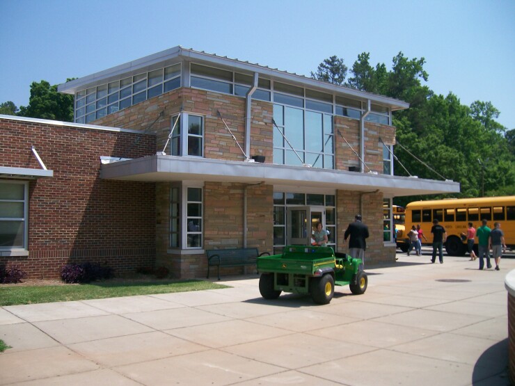 charlotte-mecklenburg-myers-park-high