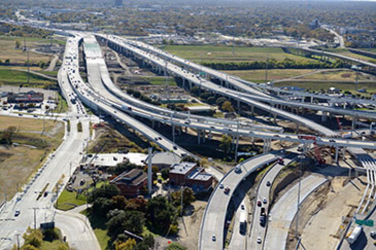 dallas-horseshoe-1216-357.jpg