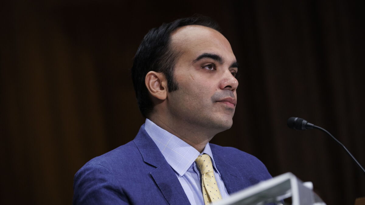 CFPB says billions stored on payment apps lack federal insurance - Vimarsana News