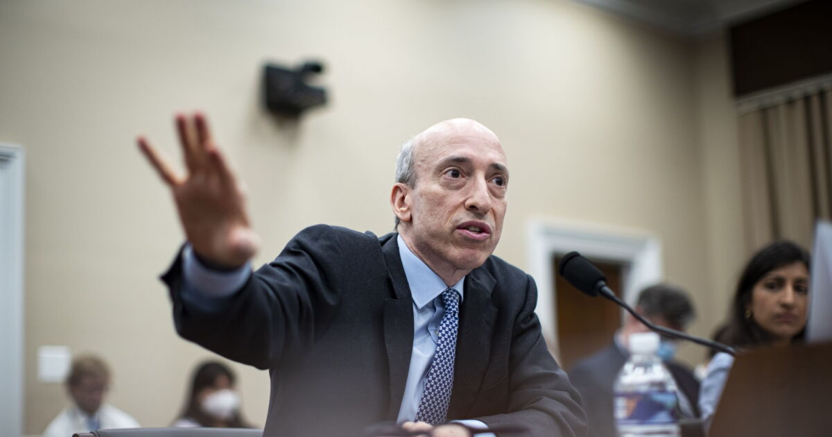 SEC passes new rules for private equity and hedge funds, requiring audits