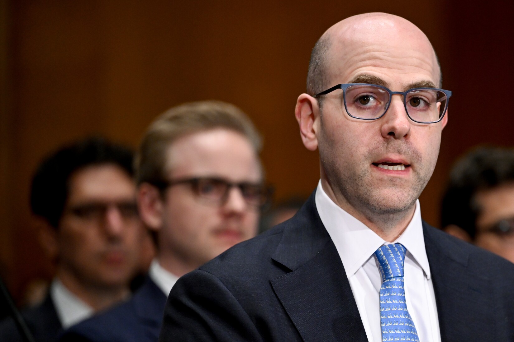 Federal Reserve Leadership Turmoil: Miran's Policy Shift Advice as Warsh Confirmation Stalls