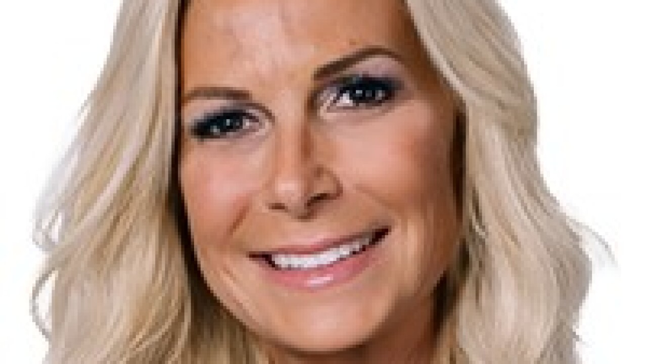 Headshot of Jessica Buss.