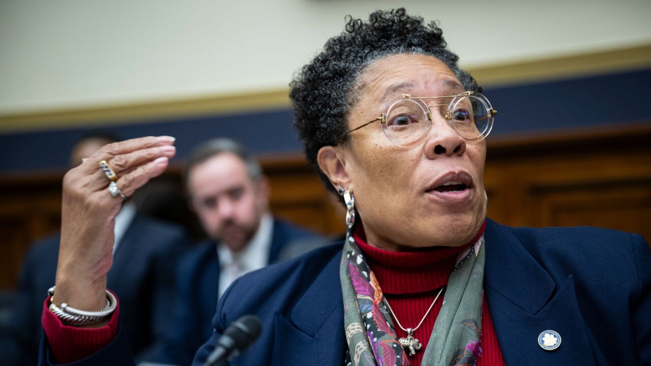 House Committee on Financial Services Holds Oversight Hearing