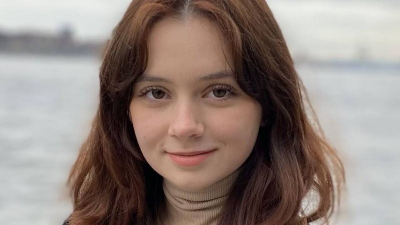 Headshot of Valkyrie Holmes