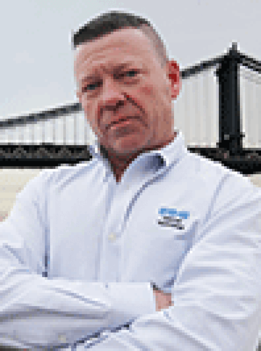 bourke100x133.gif