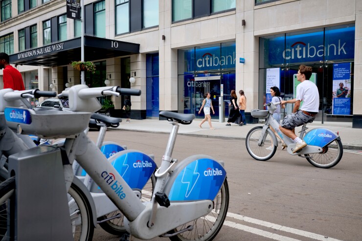 Citigroup-Citibank-branch