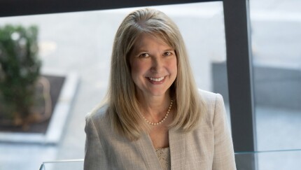 mpwib21-karen-larrimer-cardshowcrop