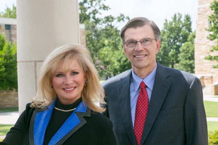 Laurisa_Anderson_and_Steven_Remchuk_Wells_Fargo_Advisors