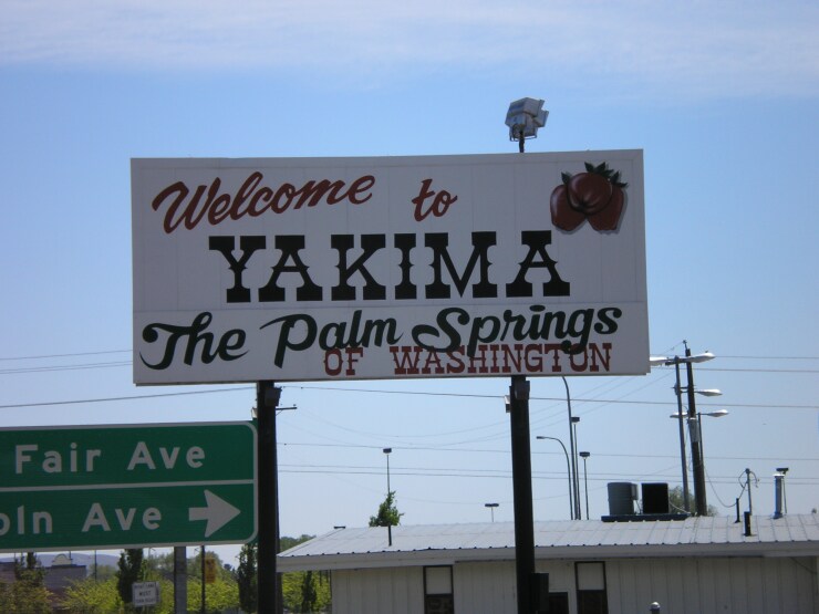yakima-welcome-sign-credit-cc-by-sa-30-wiki