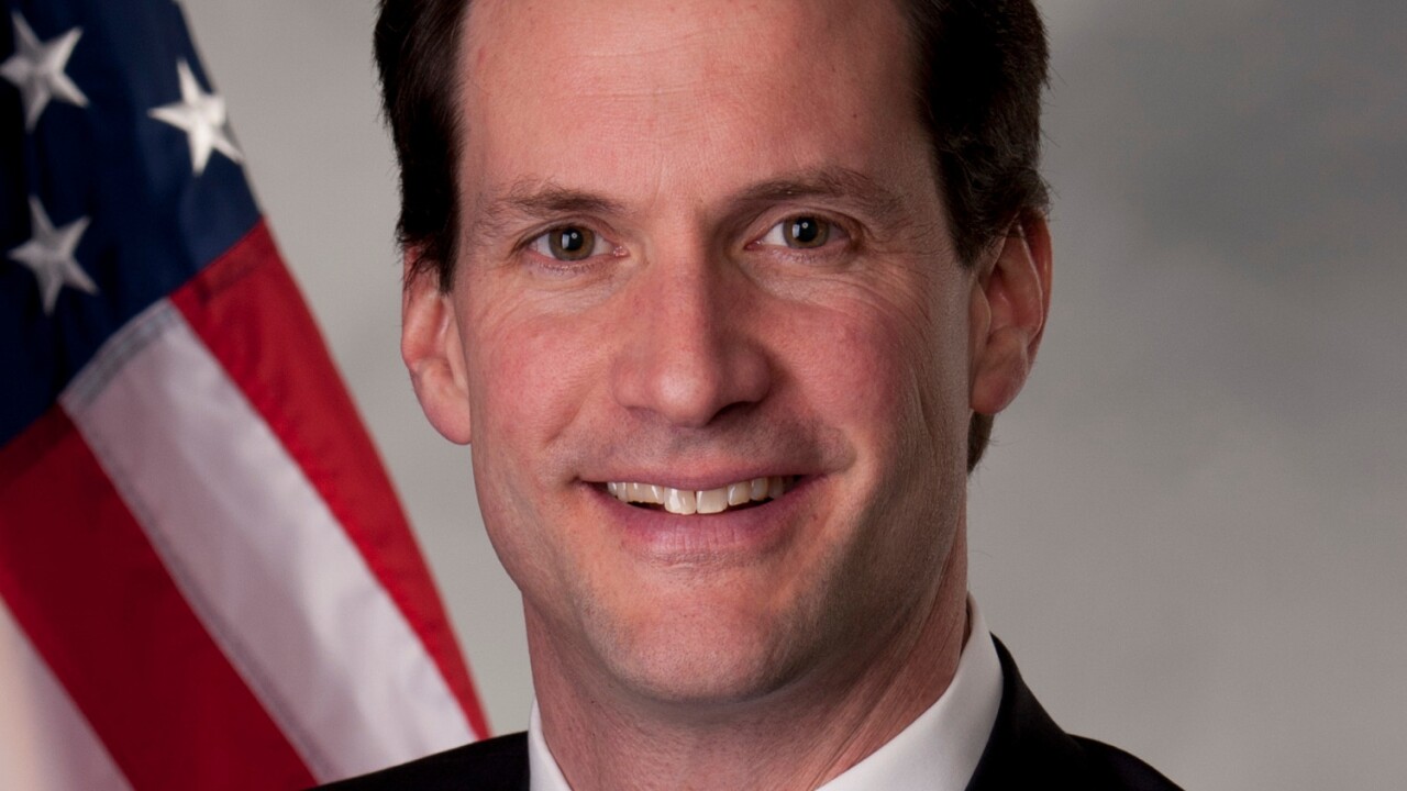 Jim Himes.jpg