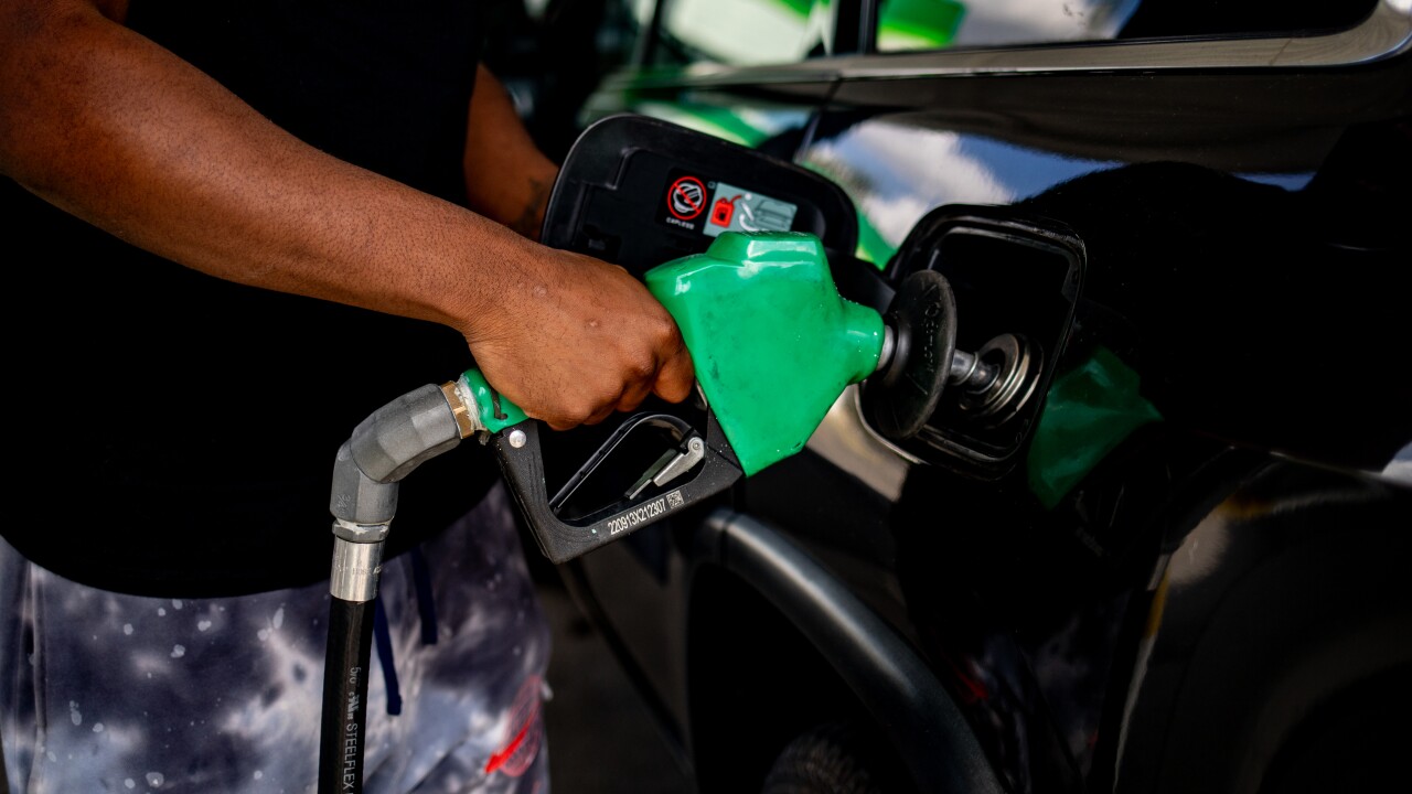 Harris, Powell Get Energy Boost As Pump Prices To Keep Falling
