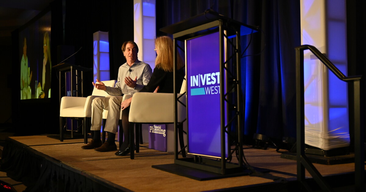 Andy Rachleff Wealthfront CEO Andy Rachleff discusses banking | Financial Planning