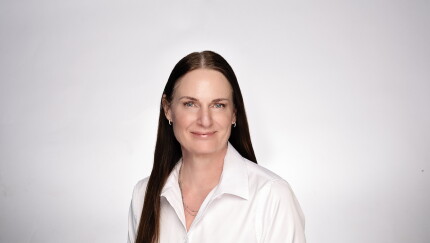 Alex Lundgren head and shoulders photo