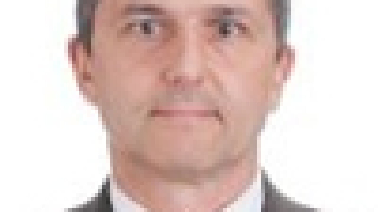 pawelstefanski100x133.jpg
