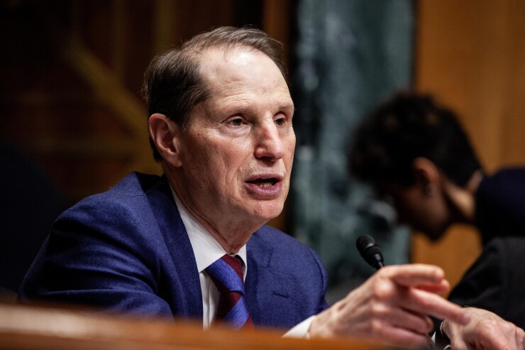 Wyden-Ron-Senator-March2019-3mb