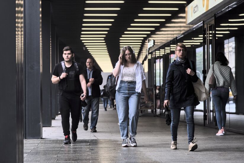 Poland Raises Interest Rates in Ninth Consecutive Hike to Curb Surging Prices